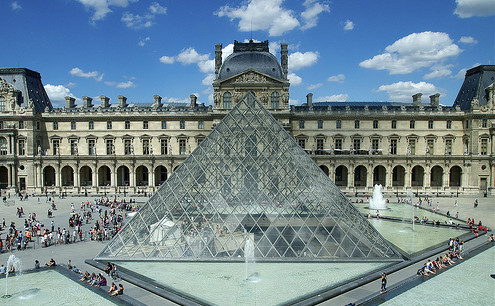 The Louvre, Paris, France / Pagemodo