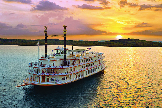 Showboat Branson Belle/Photo: ExploreBranson.com