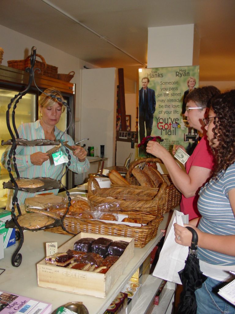 Stopping for bread and cheese at Maya Schaper with On Location Tours, NYC / Melody Moser