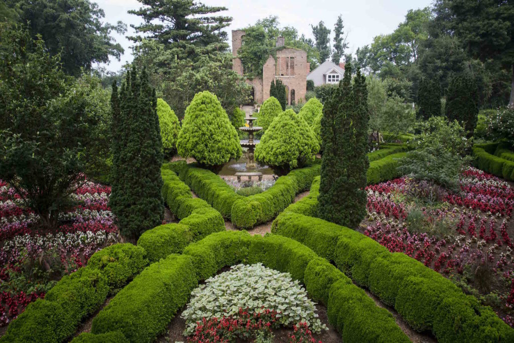 The Barnsley Resort Ruins and Gardens. Image courtesy of the Barnsley Resort.