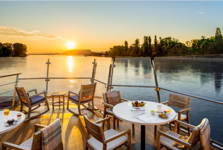 Viking River Cruises Aquavit Terrace at Dawn / Image: Viking River Cruises