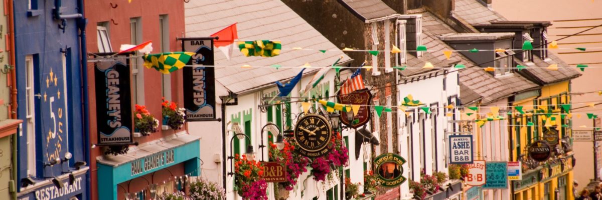 Dingle main street / Image: John Hession, Tourism Ireland