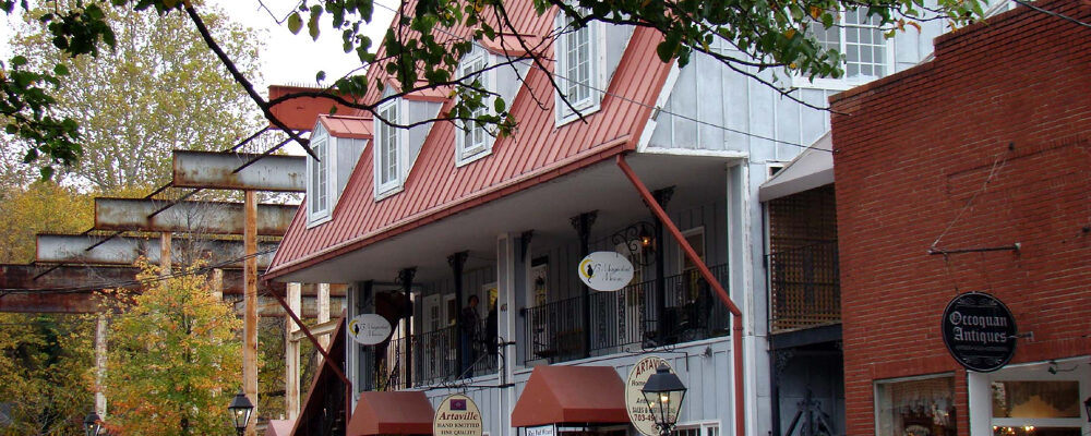 A street in historic Occoquan, Virginia