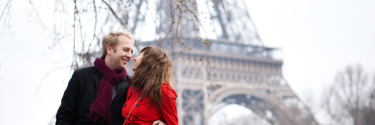 Honeymoon couple by the Eiffel Tower